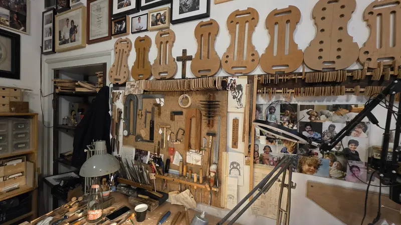 Uno scorcio della bottega Fasser - © www.giornaledibrescia.it