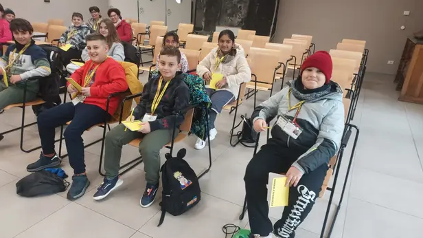 La classe V A della primaria Mario Lodi di Brandico in visita al GdB