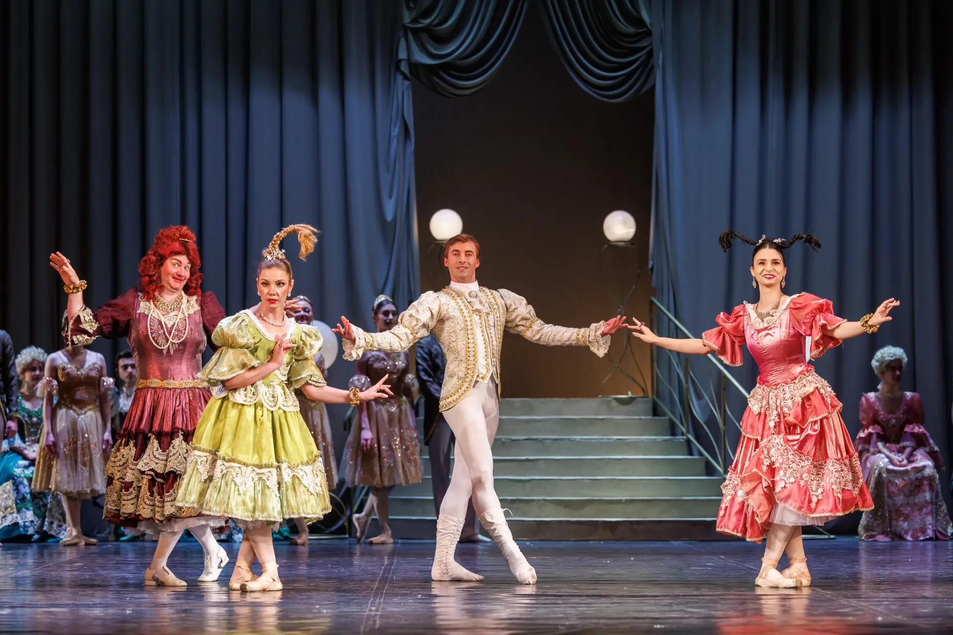 Il Balletto del Teatro dell'Opera Nazionale della Romania porta Cenerentola al Sociale