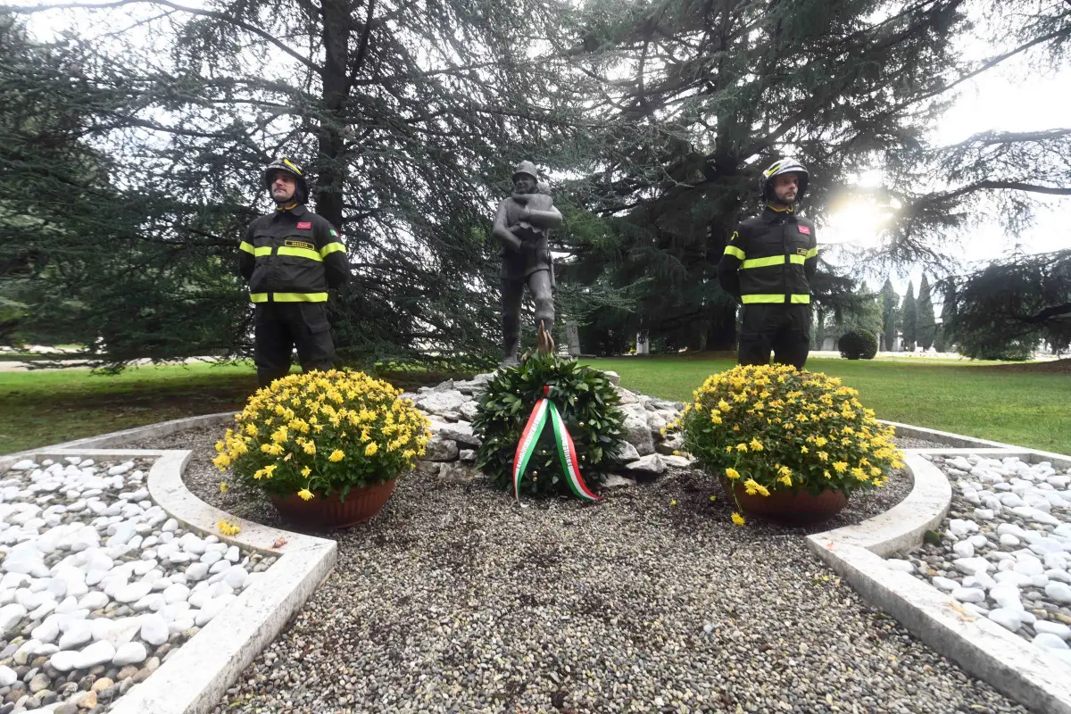 I Vigili del fuoco celebrano santa Barbara