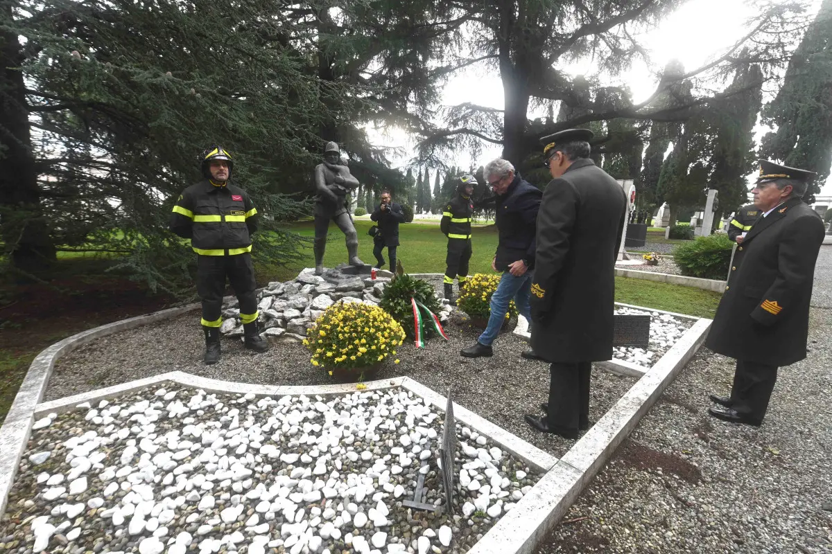 I Vigili del fuoco celebrano santa Barbara