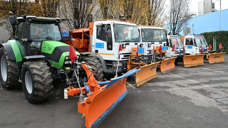 Alcuni dei mezzi a disposizione per il Piano neve