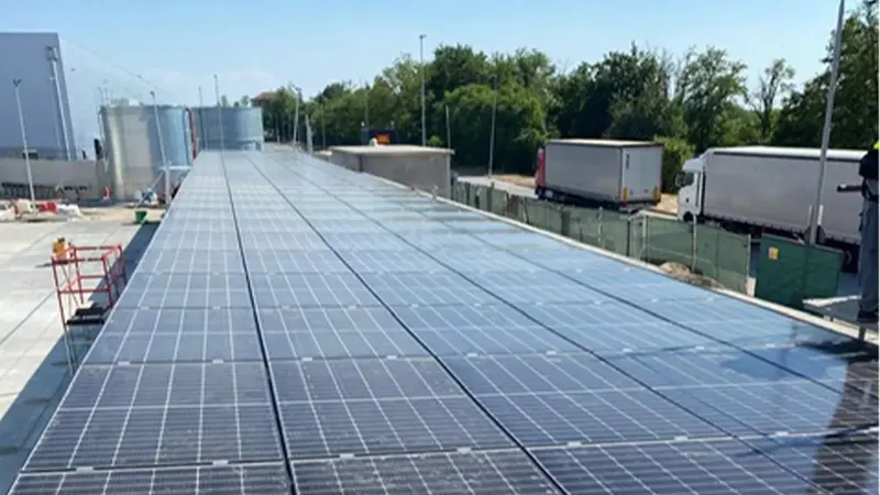 Grazie al fotovoltaico ci si può rendere indipendenti dalla fornitura di energia