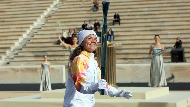 L'accensione della fiamma olimpica ad Atene