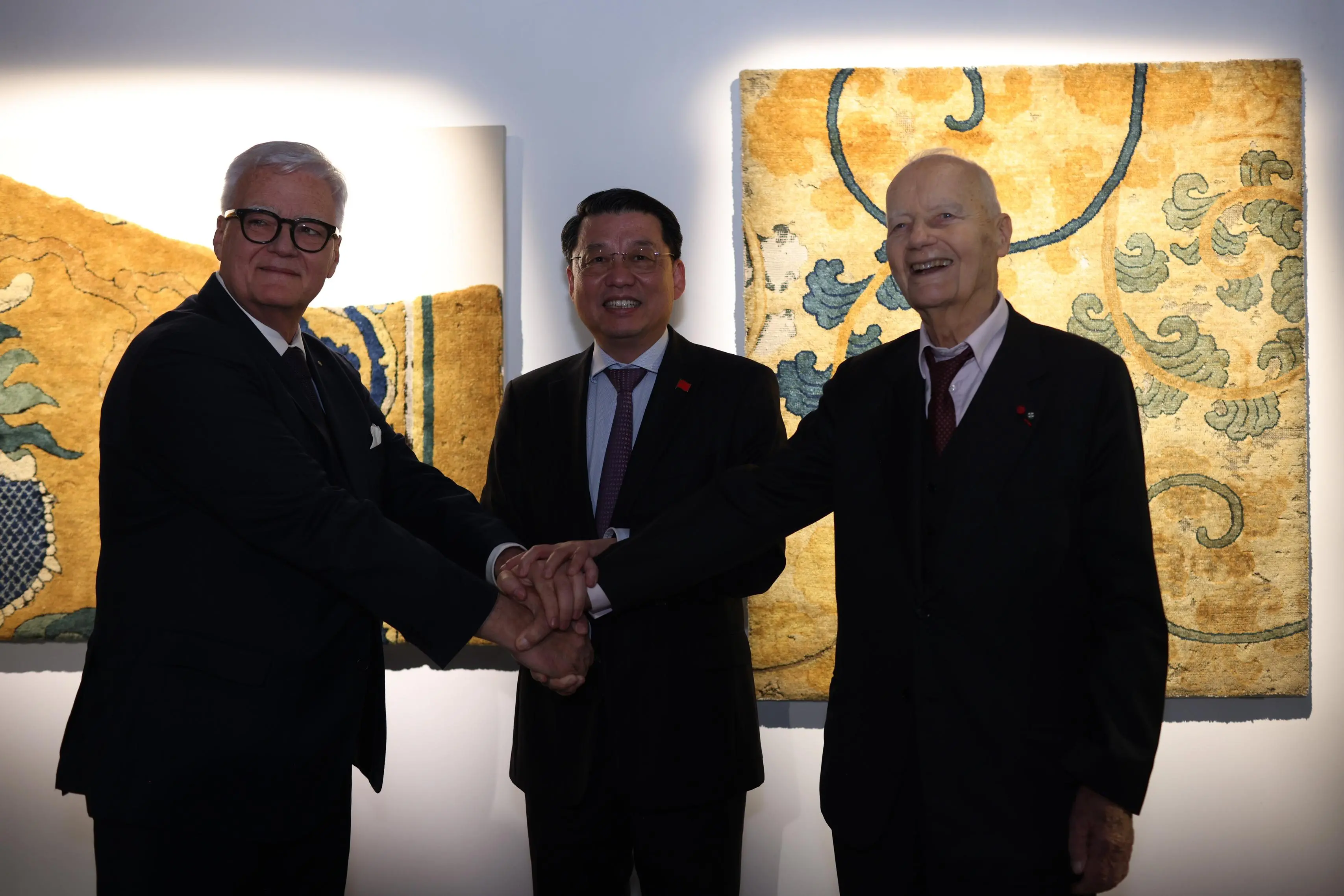 La visita del console cinese Liu Kan al Mita