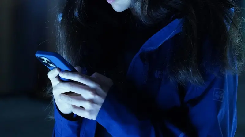 La giovane ha chiesto aiuto sui social della Questura di Brescia