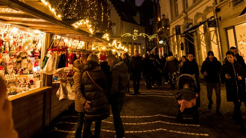 Lo scorcio di un mercatino di Natale
