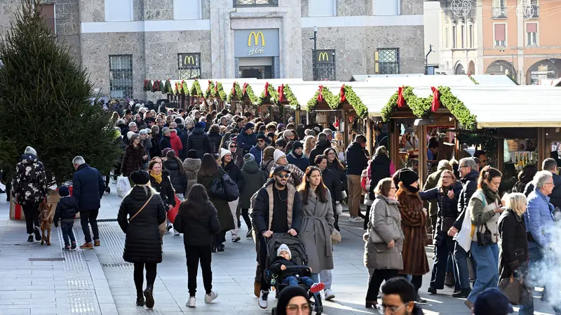 Il Villaggio di Natale in piazza Vittoria