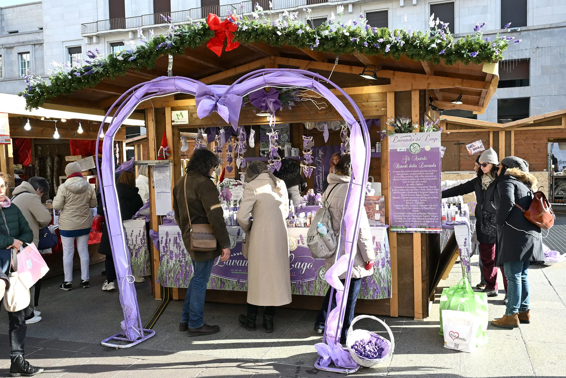 Il Villaggio di Natale in piazza Vittoria
