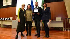 Giovanni Gardini ritira il premio «Parità Vincente»