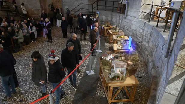 L'inaugurazione della mostra dei presepi Mcl