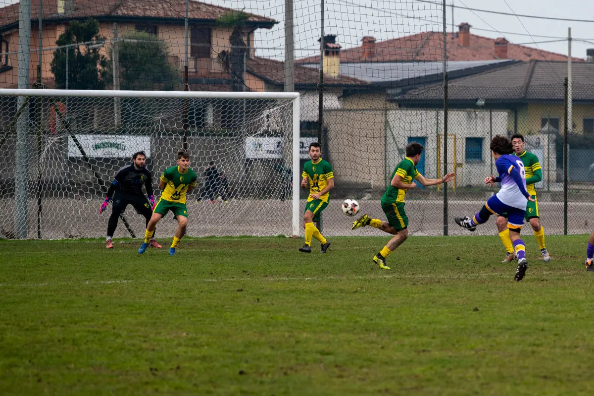Seconda categoria: Villaclarense-Real Leno