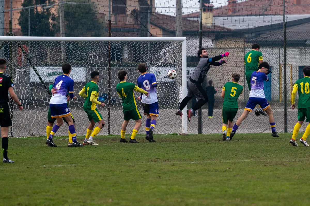 Seconda categoria: Villaclarense-Real Leno