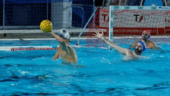 Per la Brescia Waterpolo una vittoria alla prima giornata che fa morale - Foto Gabriele Vanoni