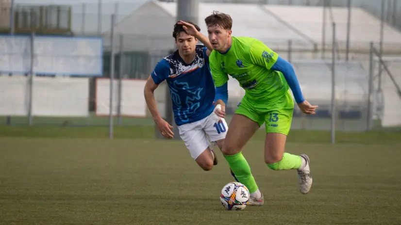 Uno scatto di Sirmione Rovizza-Montirone in Prima categoria - Foto New Reporter Manieri © www.giornaledibrescia.it