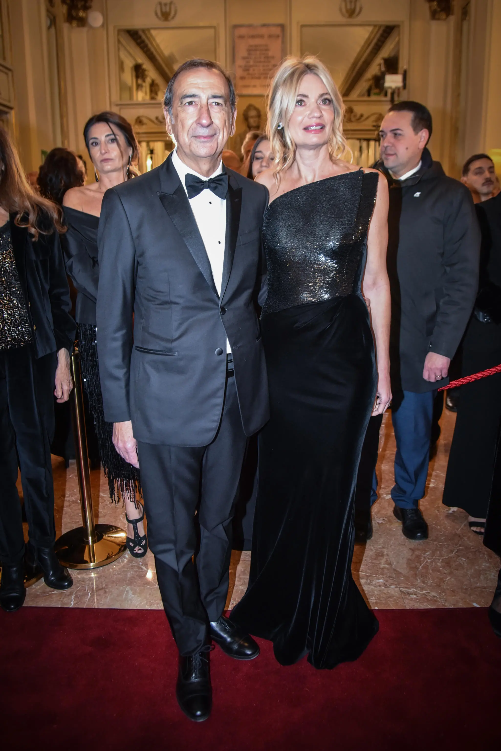 Parata di vip alla Prima della Scala