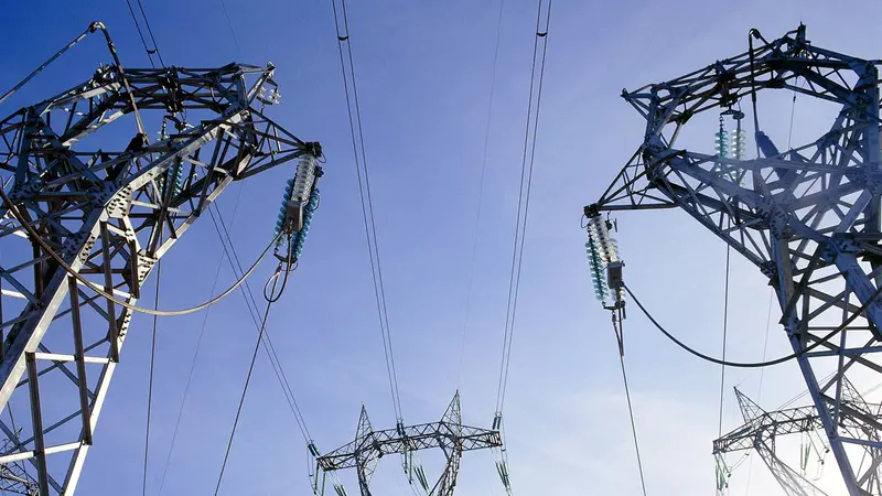 Rete elettrica - Foto Ansa © www.giornaledibrescia.it