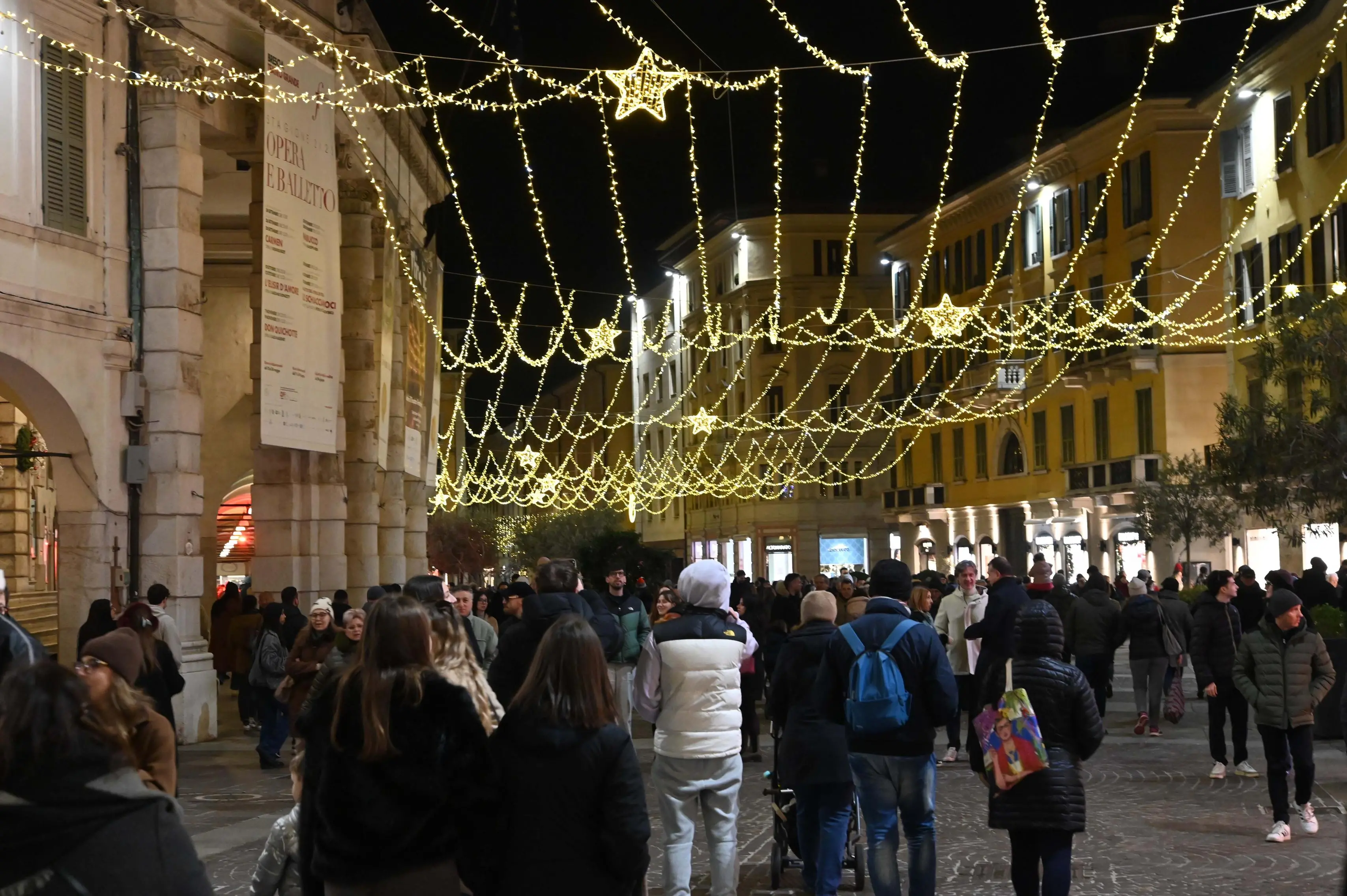 CRONACA  BRESCIA GENTE IN CENTRO REDAZIONE CRONACA 08-12-2025 GABRIELE STRADA NEW EDEN GROUP                             