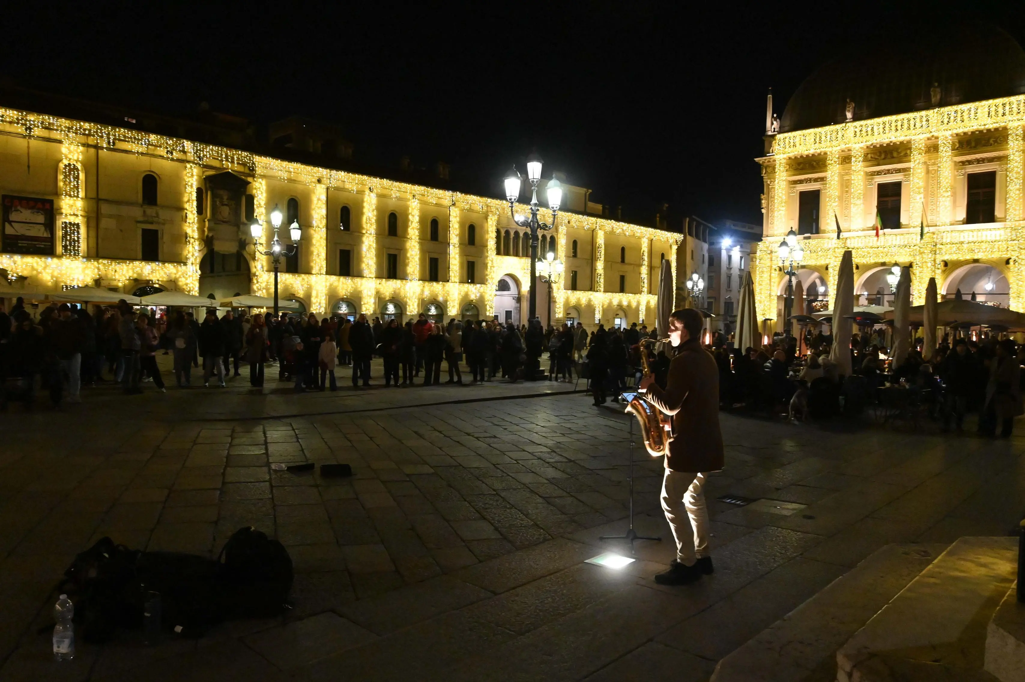 CRONACA  BRESCIA GENTE IN CENTRO REDAZIONE CRONACA 08-12-2025 GABRIELE STRADA NEW EDEN GROUP                             
