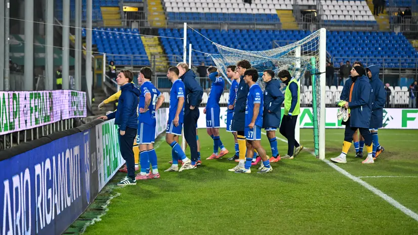 L'Union Brescia sotto la Curva Nord - Foto New Reporter Pasotti © www.giornaledibrescia.it