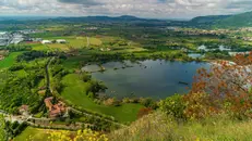 Una veduta aerea della Riserva delle Torbiere - © www.giornaledibrescia.it