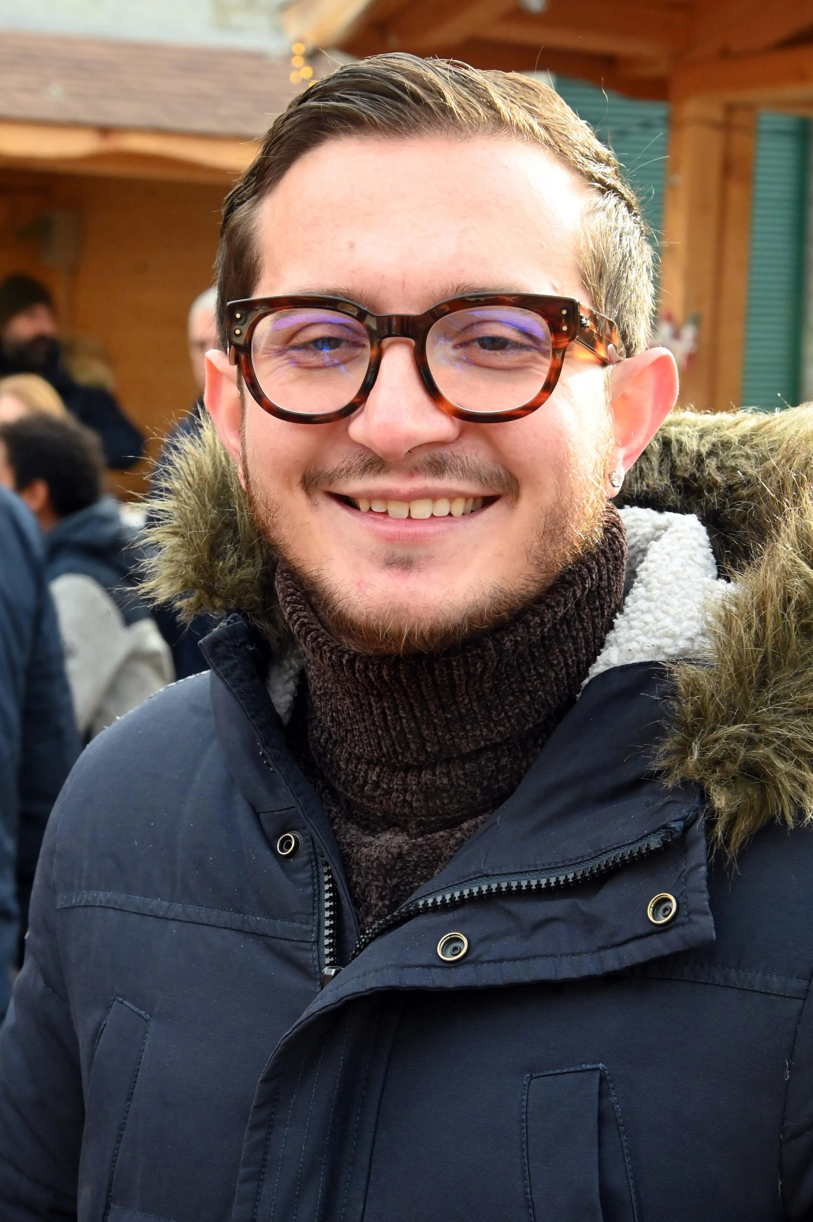 EDOLO IN PIAZZA CON NOI NELLA FOTO PAOLO GULBERTI  REDAZIONE PROVINCIA 07-12-2025 GABRIELE STRADA NEW EDEN GROUP 