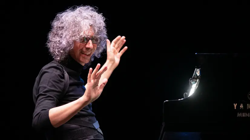 Giovanni Allevi durante un concerto a Brescia - Foto New Reporter Papetti © www.giornaledibrescia.it