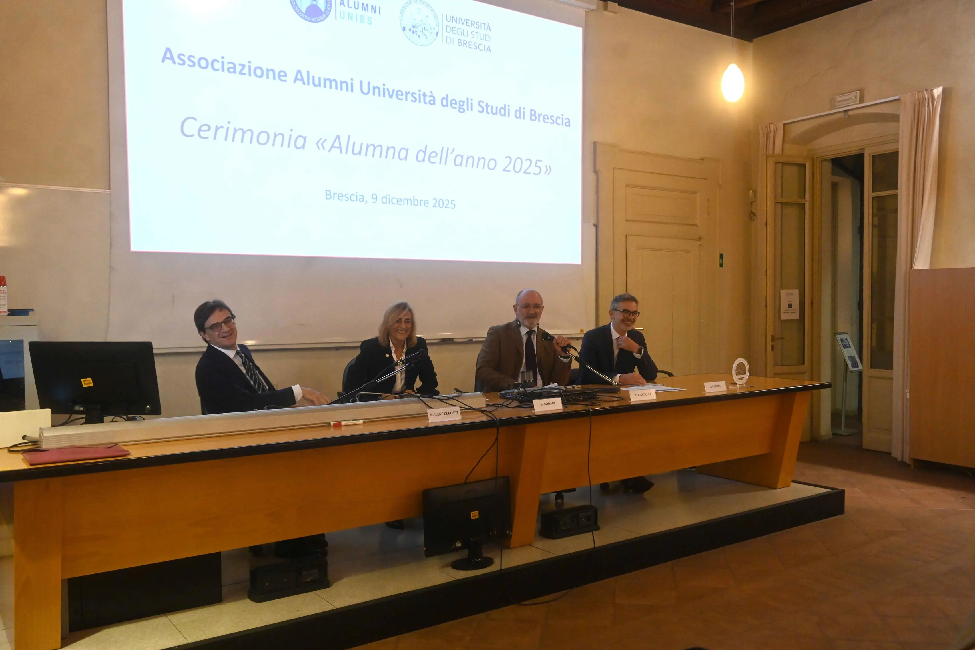 CRONACA BRESCIA PREMIO ALUMNA DELLA’ANNO A SAVINA NODARI PER BERNARDO 09-12-2025 MARCO ORTOGNI NEW EDEN GROUP