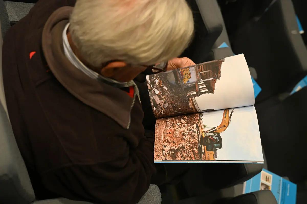 La presentazione del libro sull'Ideal Standard