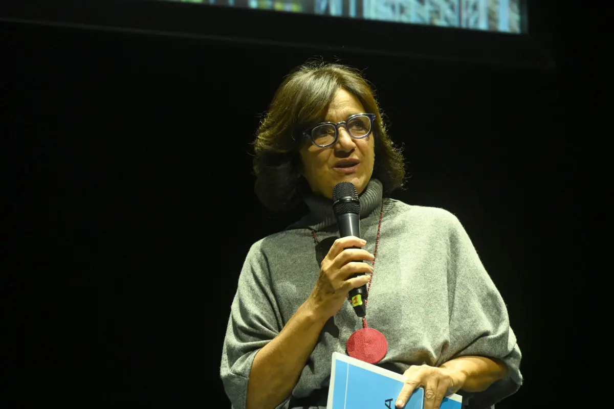 La presentazione del libro sull'Ideal Standard