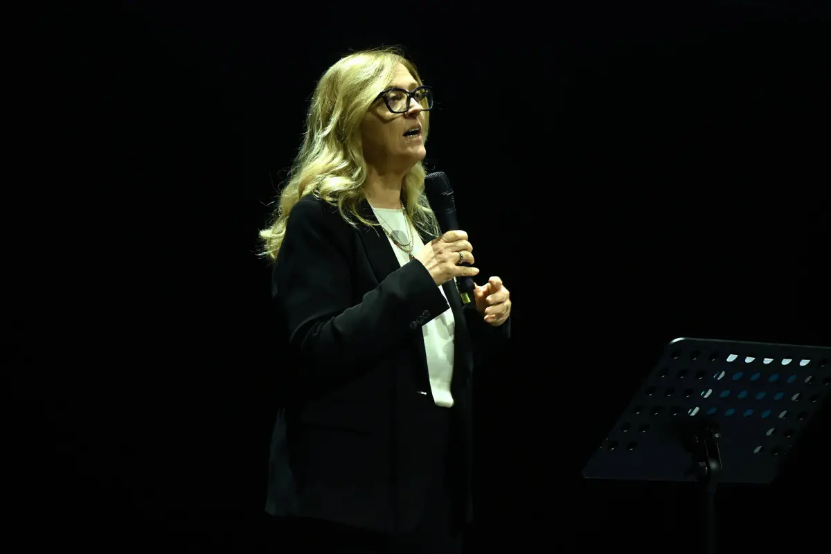 La presentazione del libro sull'Ideal Standard