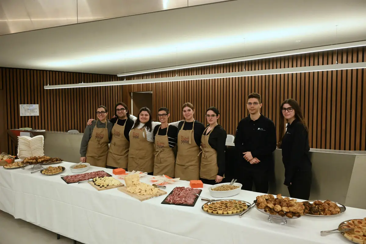 La presentazione del libro sull'Ideal Standard