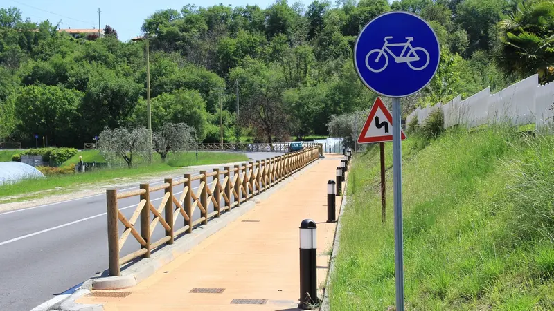Una pista ciclabile