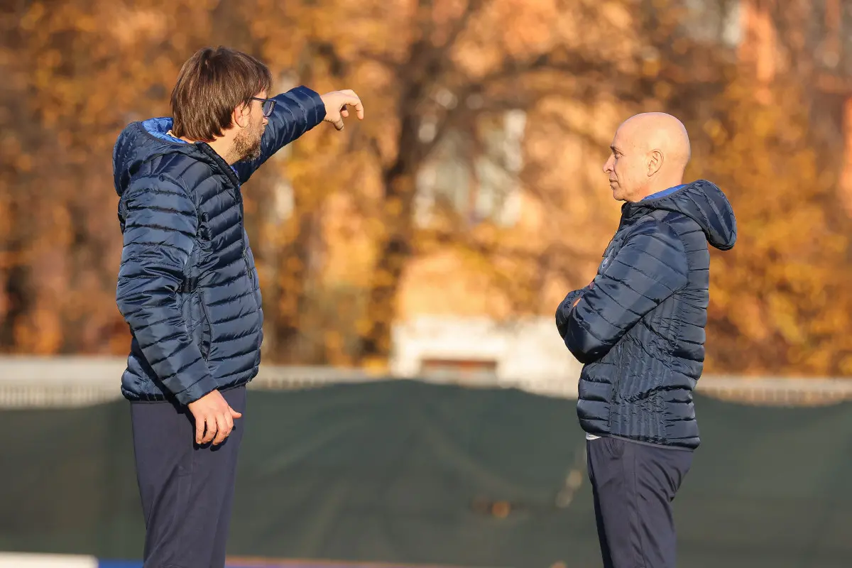 Sport Calcio Salò Serie C Primo allenamento Eugenio Corini all’Union Brescia nella foto Eugenio Corini (Head coach Union Brescia) e Camoni 11/12/2025 nicoli@newreporter