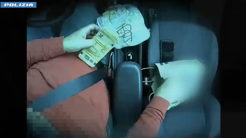 L'operazione della Polizia: un frame del video