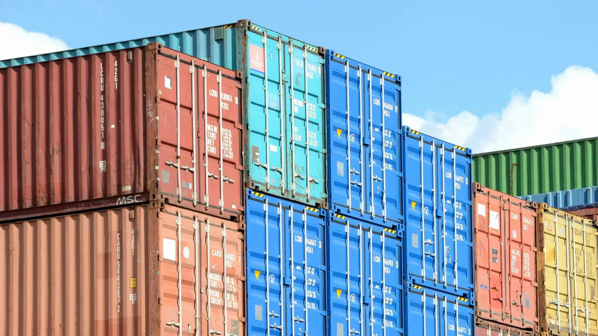 Alcuni container