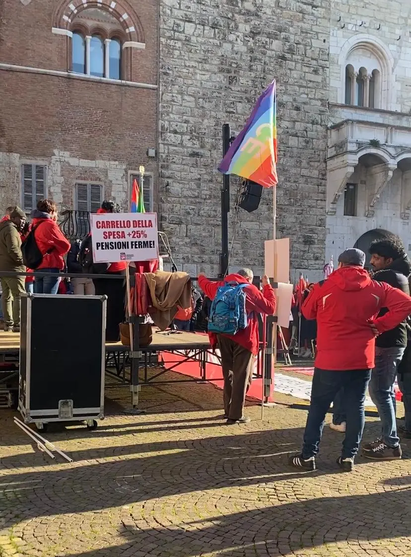 Il corteo della Cgil in piazza Paolo VI