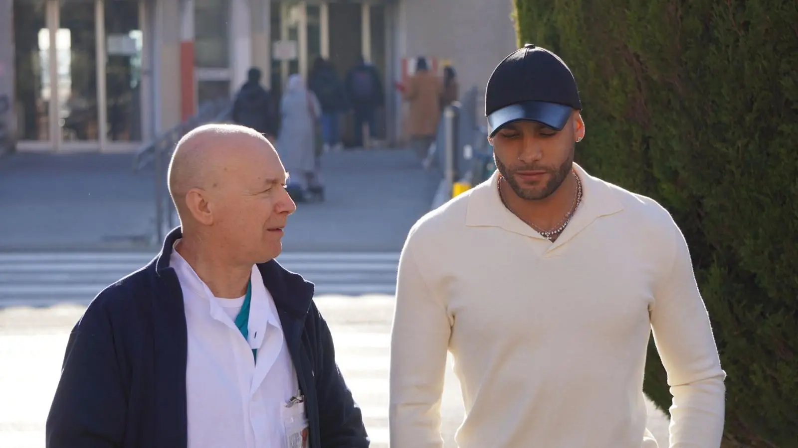 Marcell Jacobs al Civile per portare doni ai bambini ricoverati