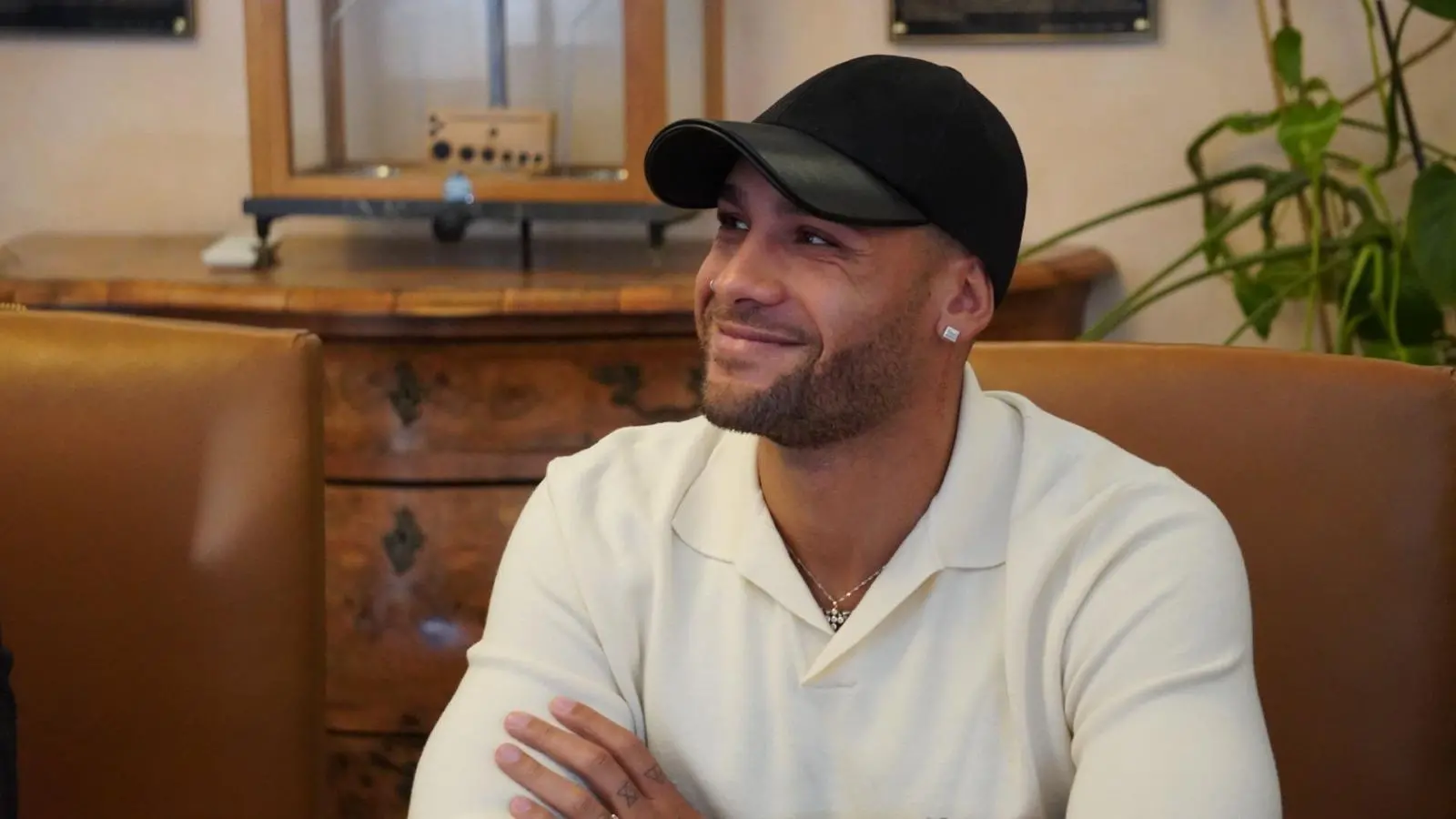 Marcell Jacobs al Civile per portare doni ai bambini ricoverati