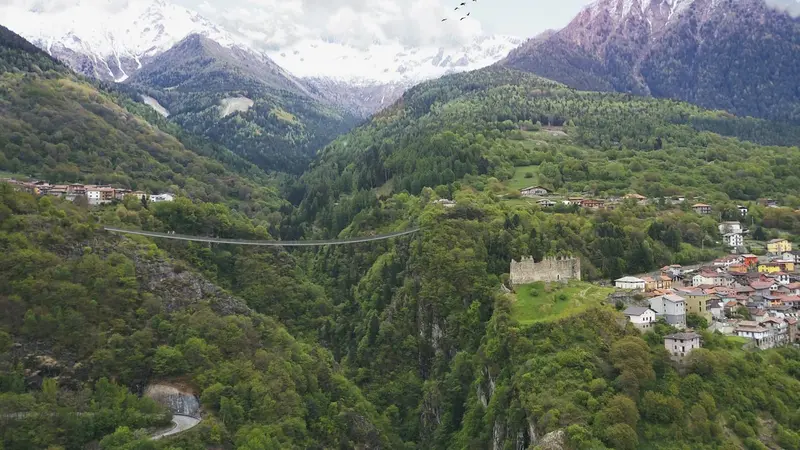 Il ponte tibetano avrà una vista panoramica sulla Concarena