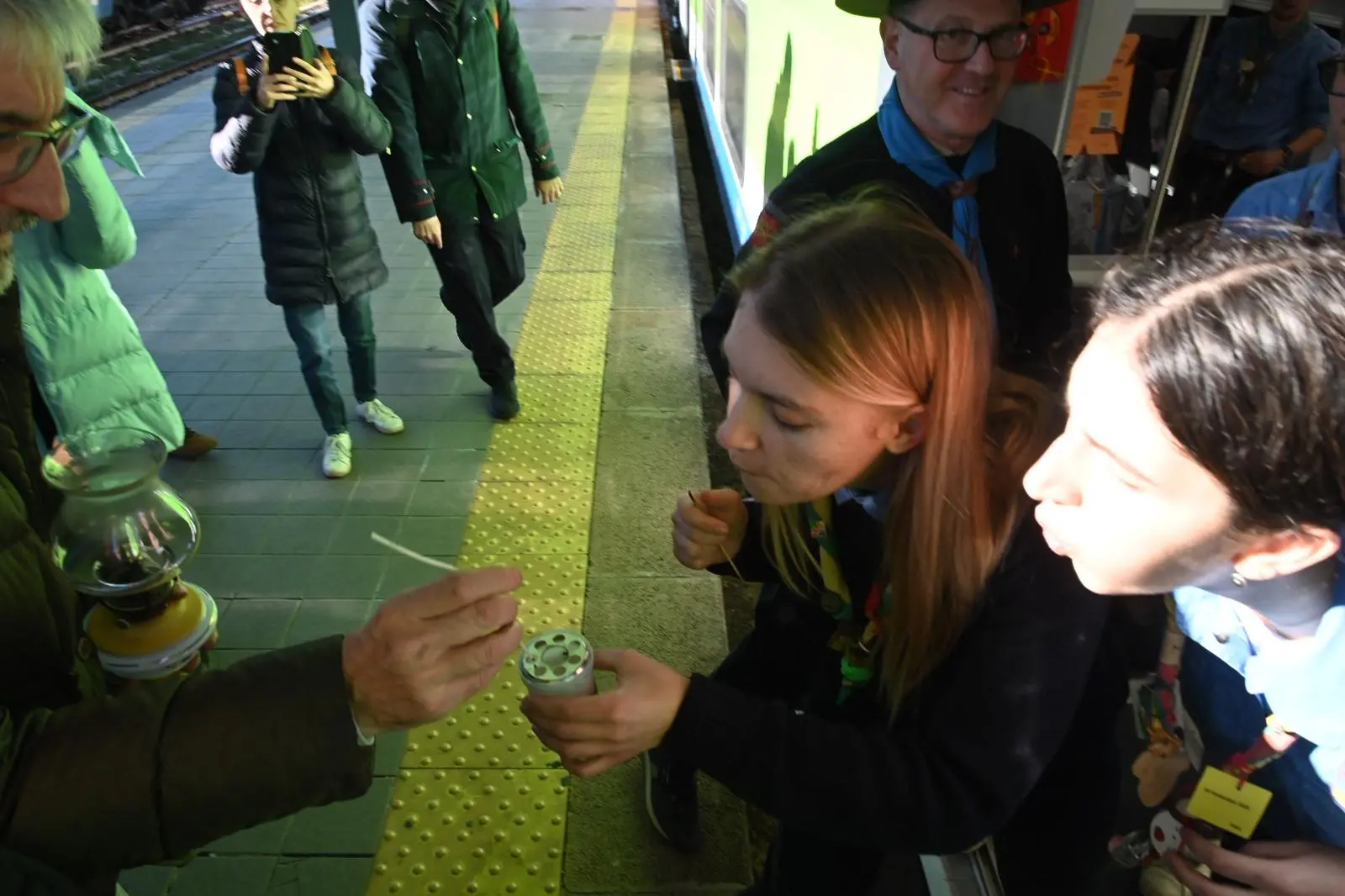 La fiaccola della pace da Betlemme a Brescia