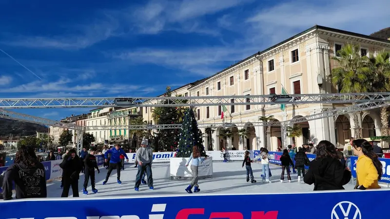 La pista di pattinaggio a Salò