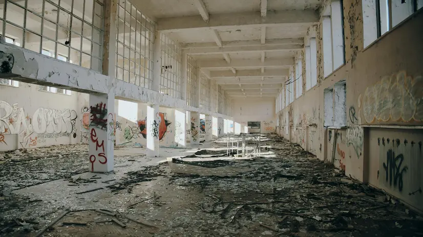 L'interno di un edificio abbandonato