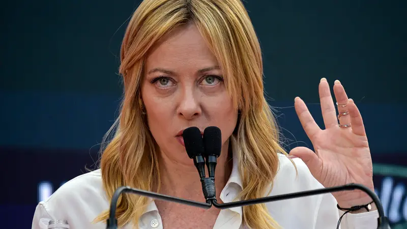 Giorgia Meloni sul palco della Festa di Atreju a Roma - Foto Ansa/Riccardo Antimiani © www.giornaledibrescia.it