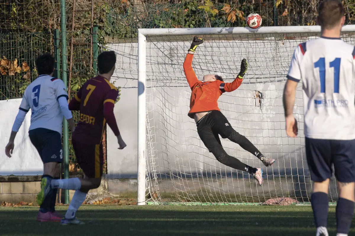 Seconda categoria, Roncadelle-Deportivo Fornaci 2-0