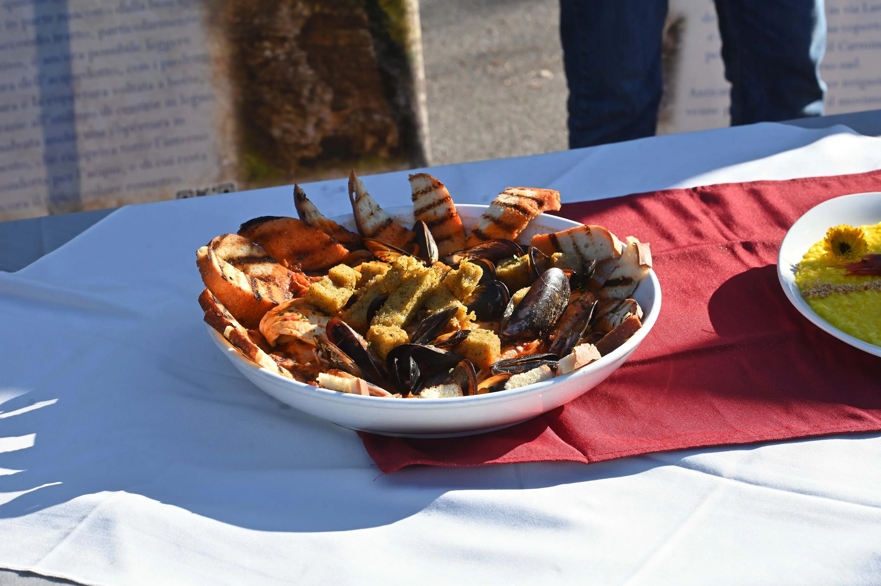 CRONACA BRESCIA MOMPIANO IN PIAZZA CON NOI PER I 40 ANNI DELLA PROLOCO REDAZIONE CRONACA 14-12-2025 GABRIELE STRADA NEW EDEN GROUP