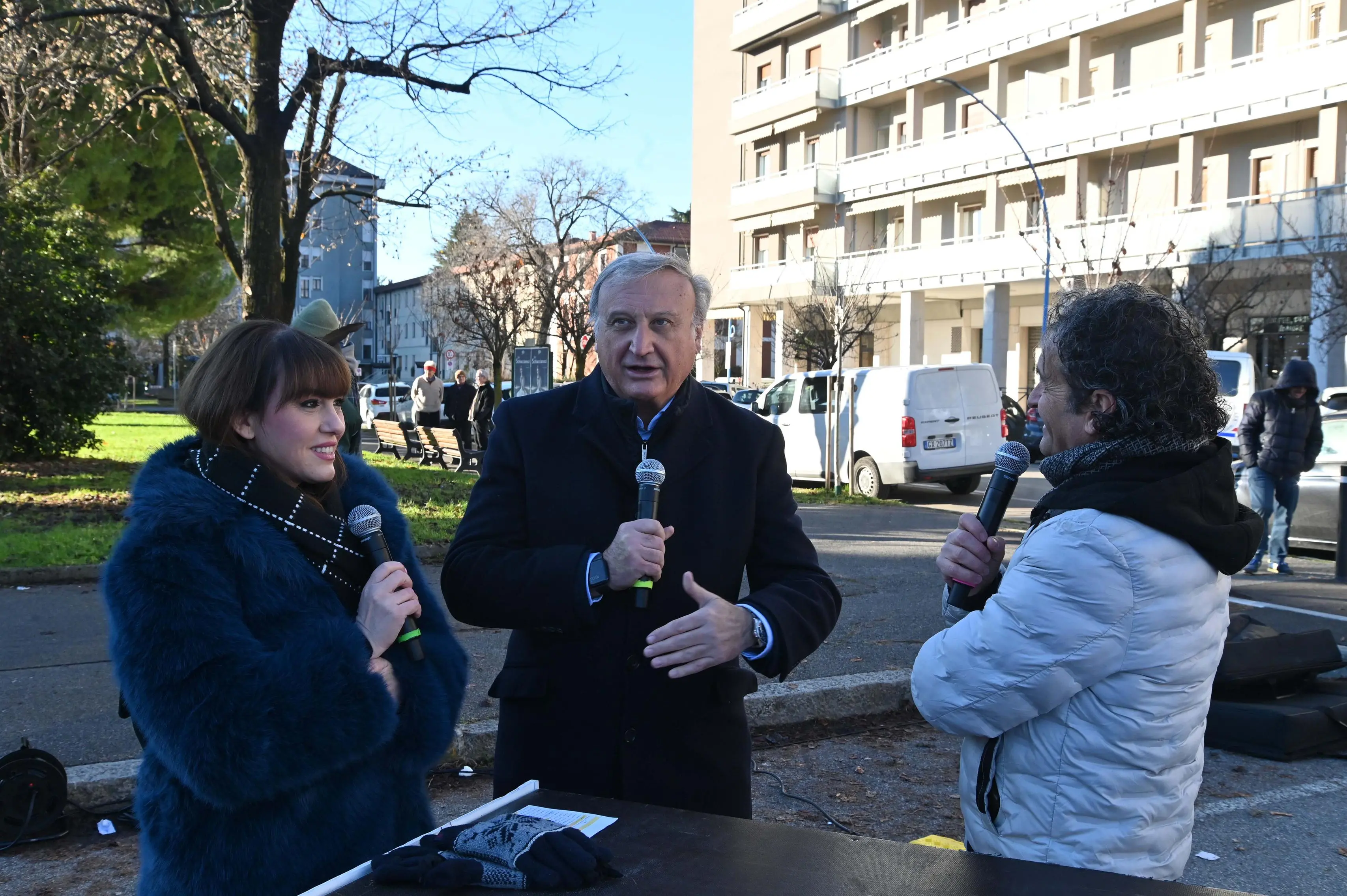 CRONACA BRESCIA MOMPIANO IN PIAZZA CON NOI PER I 40 ANNI DELLA PROLOCO REDAZIONE CRONACA 14-12-2025 GABRIELE STRADA NEW EDEN GROUP