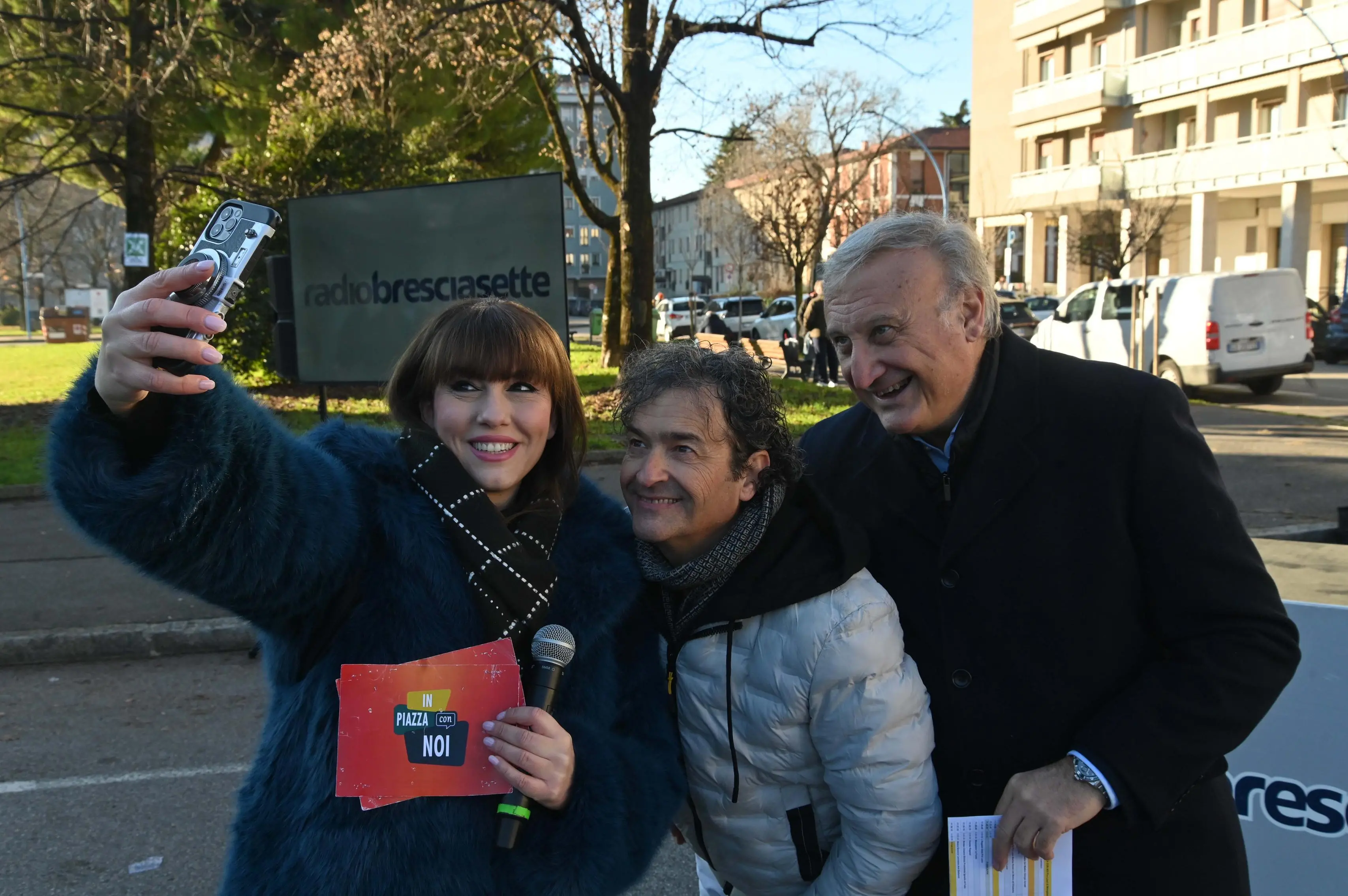 CRONACA BRESCIA MOMPIANO IN PIAZZA CON NOI PER I 40 ANNI DELLA PROLOCO REDAZIONE CRONACA 14-12-2025 GABRIELE STRADA NEW EDEN GROUP