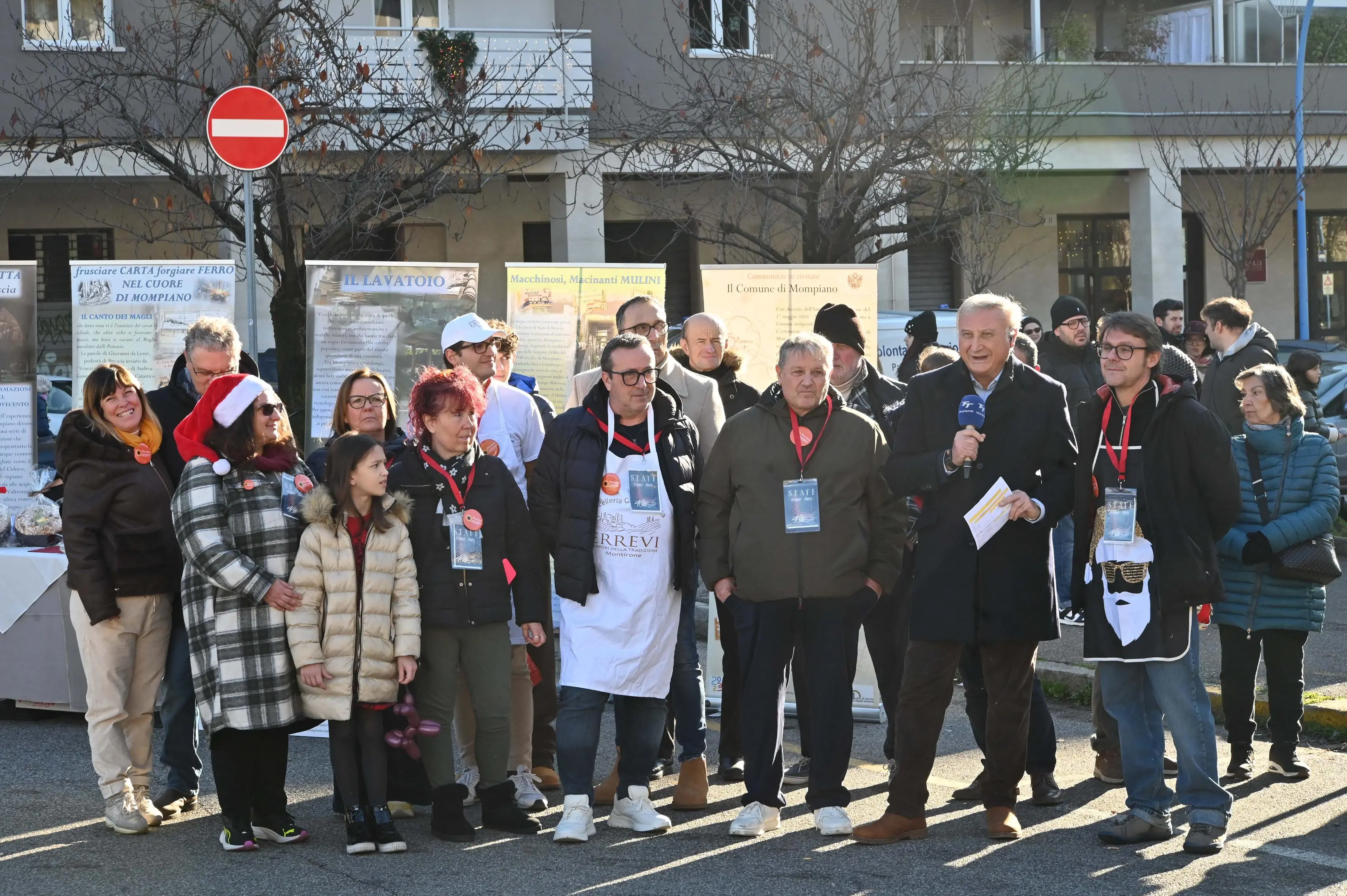 CRONACA BRESCIA MOMPIANO IN PIAZZA CON NOI PER I 40 ANNI DELLA PROLOCO REDAZIONE CRONACA 14-12-2025 GABRIELE STRADA NEW EDEN GROUP