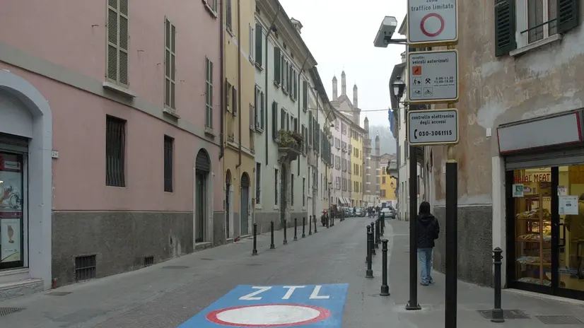 A Brescia una zona a traffico limitato - © www.giornaledibrescia.it